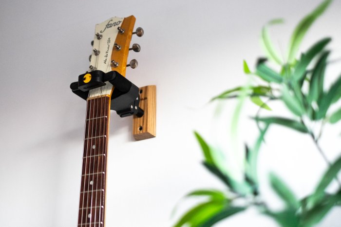 Diy guitar rack